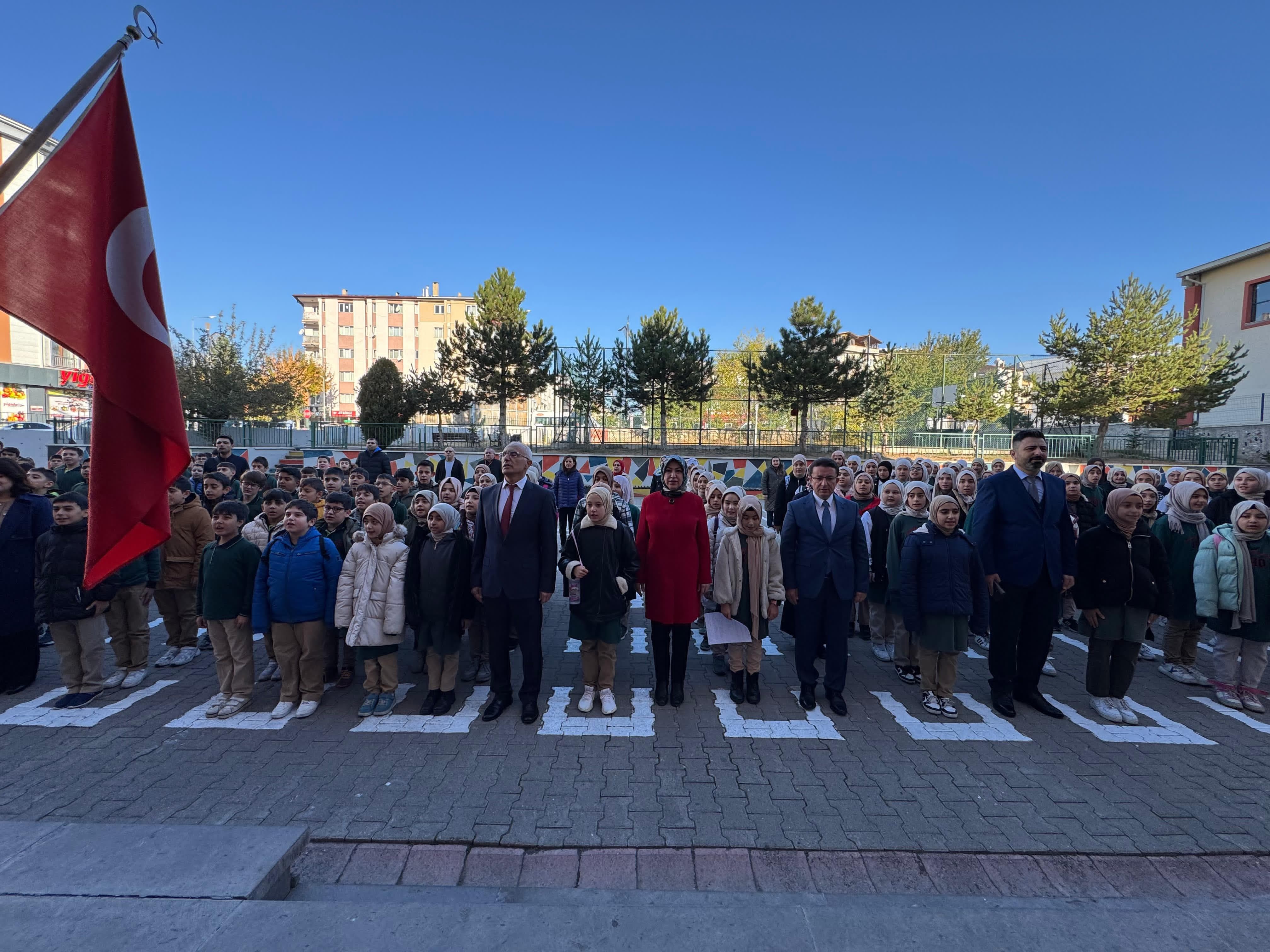 Cumhuriyet Coşkusu “Dersimiz Cumhuriyete Doğru” Filmi ile Başladı