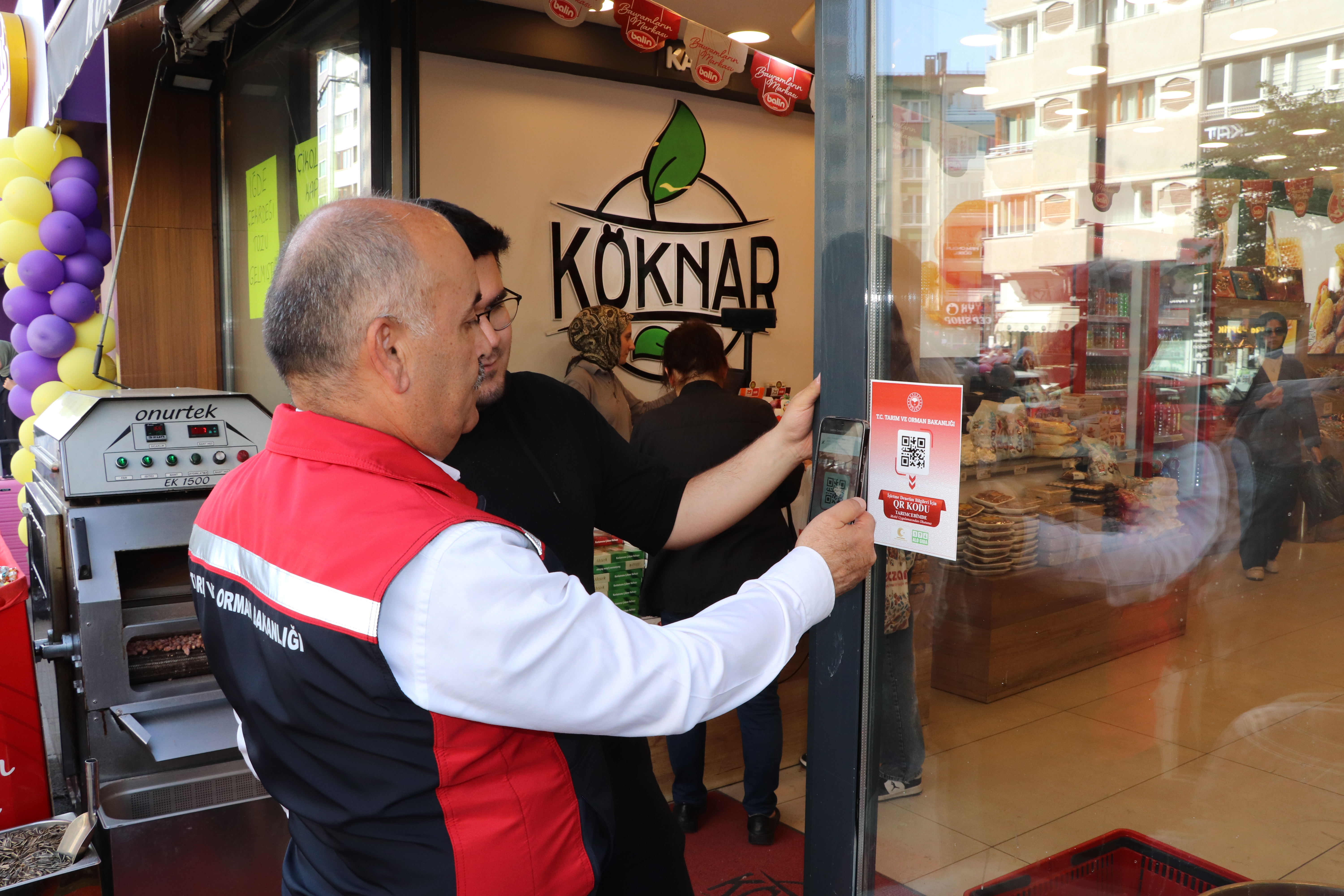 GIDA İŞLETMELERİNDE KAREKOD UYGULAMASI GIDA İŞLETMELERİNDE KAREKOD UYGULAMASI