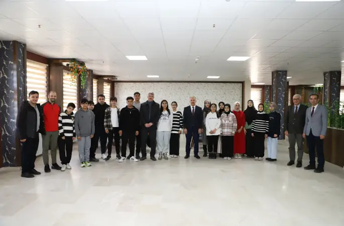 Malatyalı öğrenciler Sivas'ta LGS hazırlık kampına girdi.