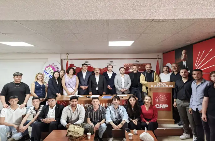 CHP Sivas İl Gençlik Kolları Erencan Çıtırkı oldu
