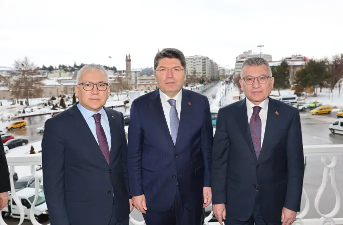 Adalet Bakanı Yılmaz Tunç Sivas'a bazı programlar için geldi