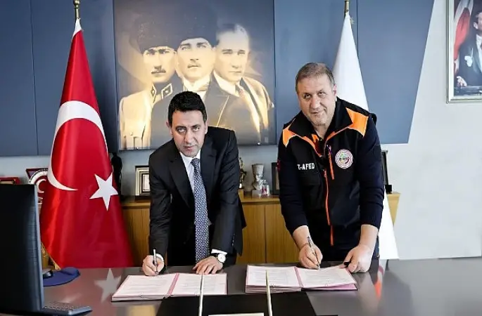 Bayraklı'da Afet ve İklim Risklerine Karşı İş Birliği Protokolü İmzalandı