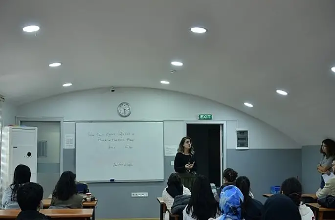 Beylikdüzü'nde Öğrencilere Elektronik Atık Eğitimi