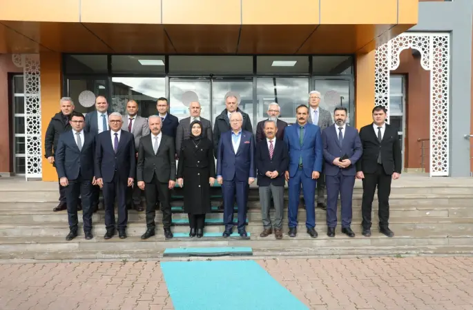 Milletvekili Toy’dan Okullar Bölgesi Çıkartması