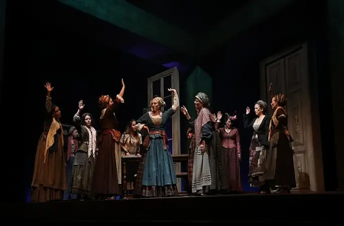 İBB Şehir Tiyatroları Mart Ayında 40 Oyunu Seyirciyle Buluşturuyor