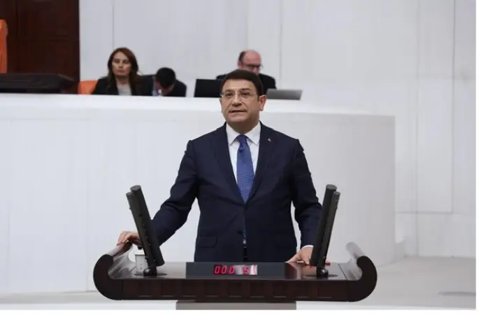 İdris Şahin: “Milletin aklıyla dalga geçmeyi ve kul hakkına girmeyi bırakın!”