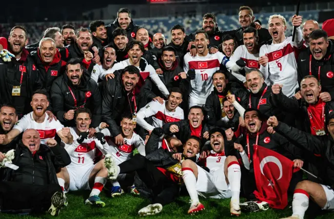 Türkiye 27 Yıl Sonra Dünya Kupasında Bizim Çocuklar İmzasını Attı!